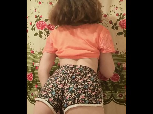 ❤️ Sexig ung babe som strippar av sig sina shorts inför kameran ❌ Porno vk at us ❌❤